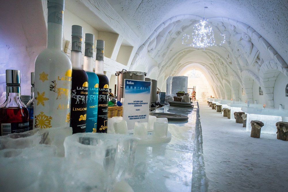 SnowCastle of Kemi – Private VIP Excursion