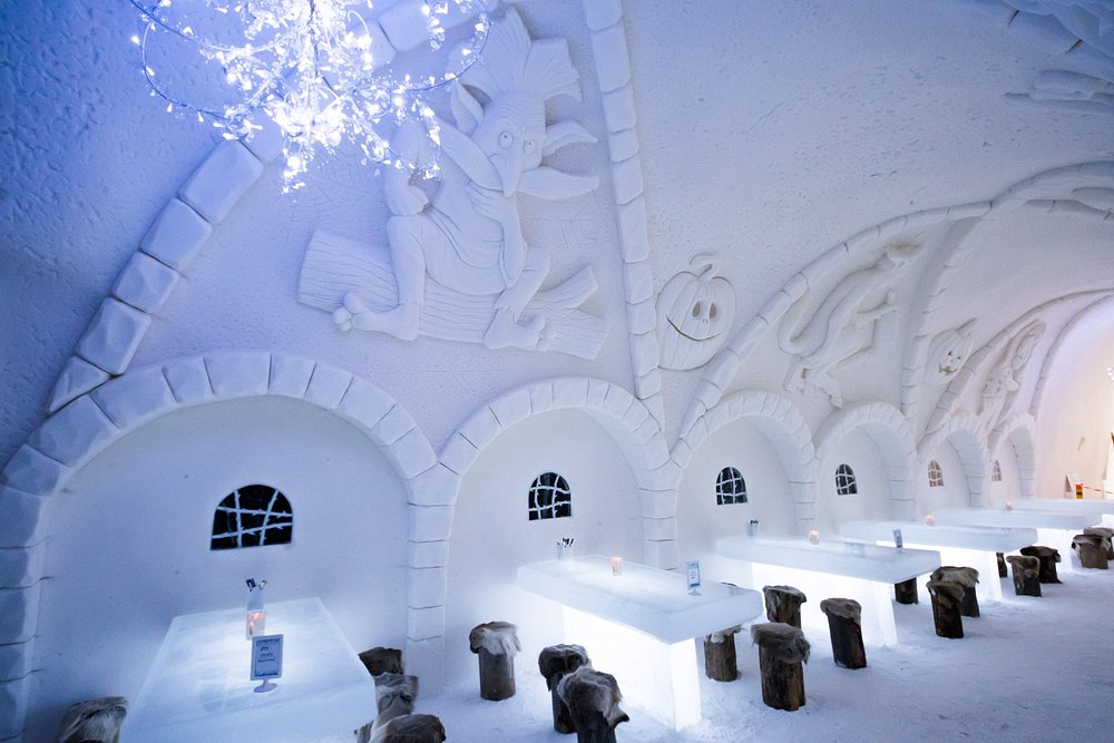 SnowCastle of Kemi – Private VIP Excursion